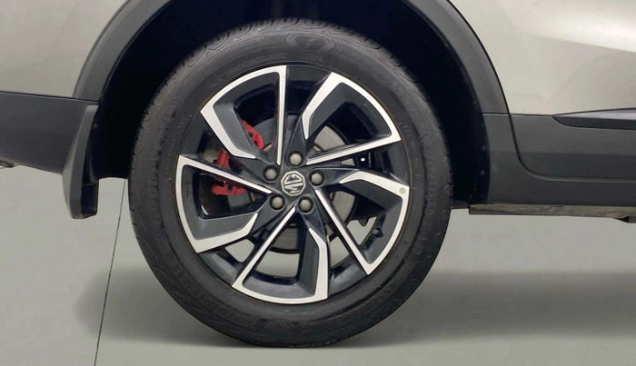 2022 MG ASTOR SHARP 1.3 TURBO AT, Petrol, Automatic, 20,392 km, Right Rear Wheel