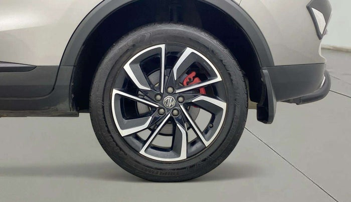 2022 MG ASTOR SHARP 1.3 TURBO AT, Petrol, Automatic, 20,392 km, Left Rear Wheel
