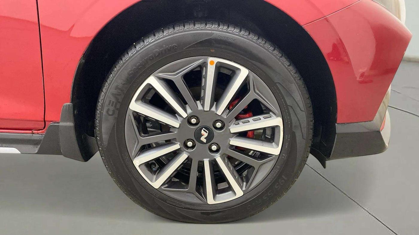 2022 Hyundai NEW I20 N LINE N8 1.0 TURBO GDI DCT DUAL TONE, Petrol, Automatic, 47,398 km, Right Front Wheel