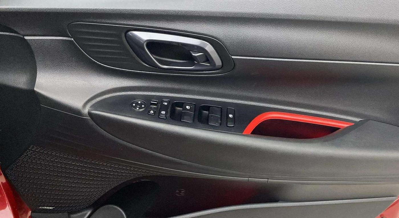 2022 Hyundai NEW I20 N LINE N8 1.0 TURBO GDI DCT DUAL TONE, Petrol, Automatic, 47,398 km, Driver Side Door Panels Control