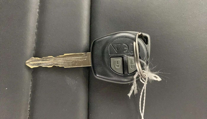 2018 Maruti Baleno DELTA PETROL 1.2, Petrol, Manual, 67,393 km, Key Close Up