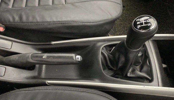 2018 Maruti Baleno DELTA PETROL 1.2, Petrol, Manual, 67,393 km, Gear Lever