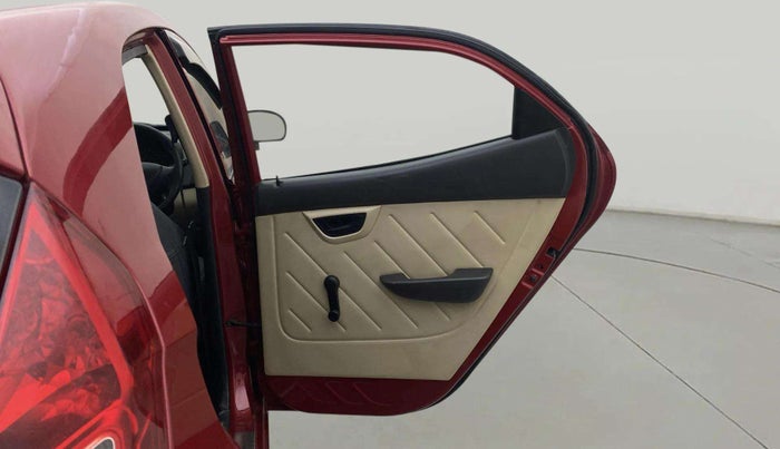 2018 Hyundai Eon ERA +, Petrol, Manual, 28,501 km, RHS Rear Door