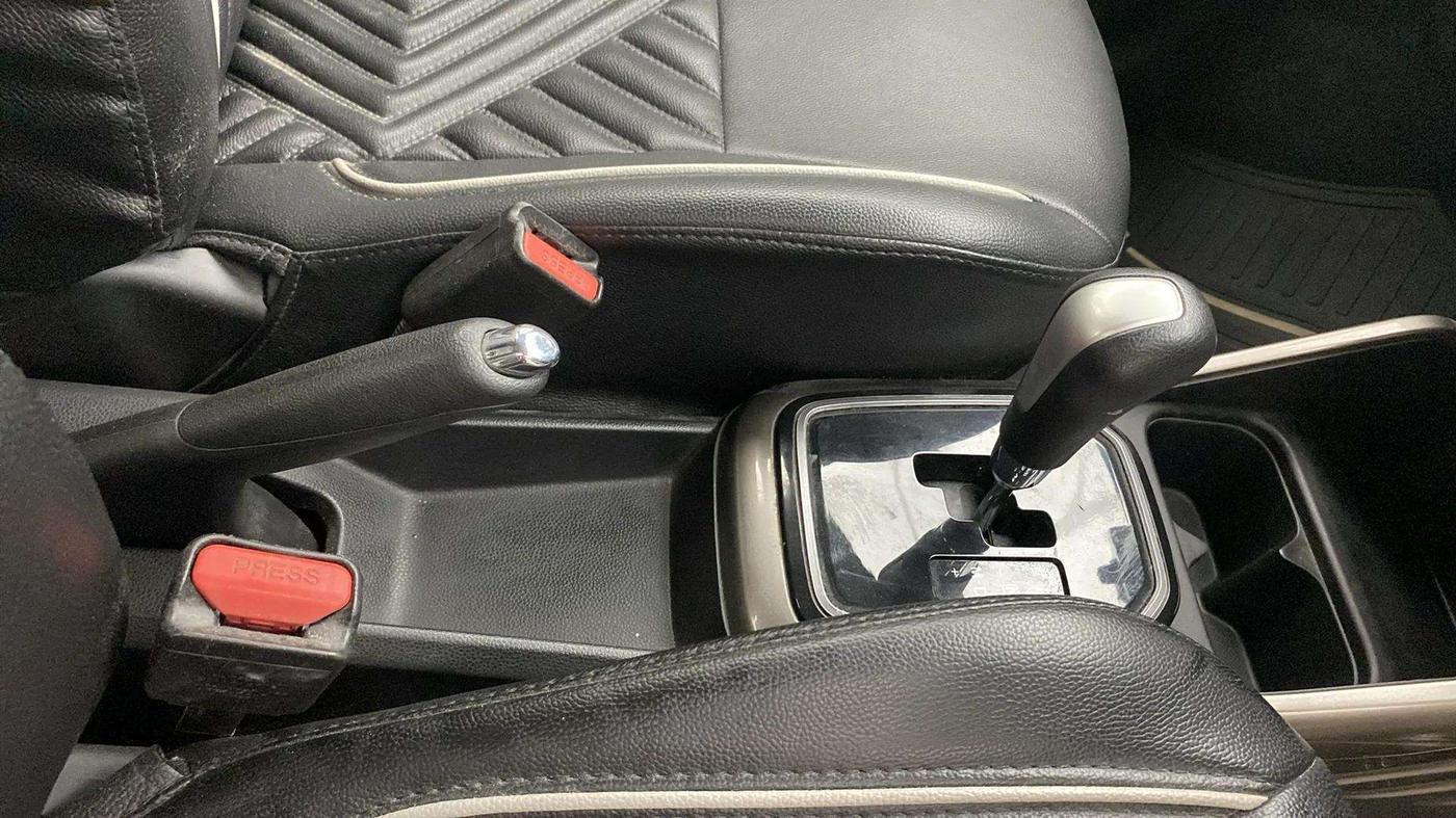 2019 Maruti IGNIS DELTA 1.2 AMT, Petrol, Automatic, 63,975 km, Gear Lever