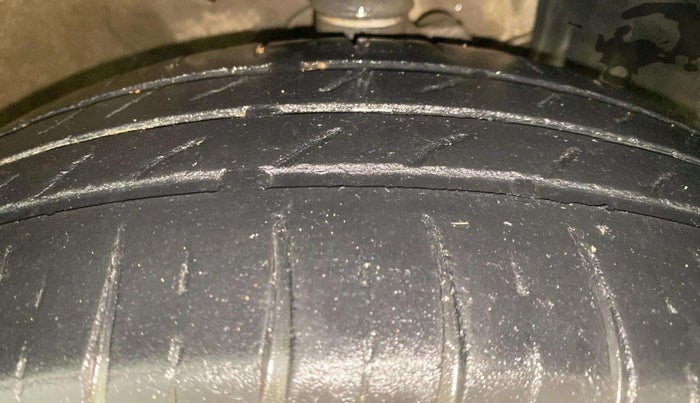 2018 Maruti IGNIS ZETA 1.2, Petrol, Manual, 88,538 km, Right Front Tyre Tread