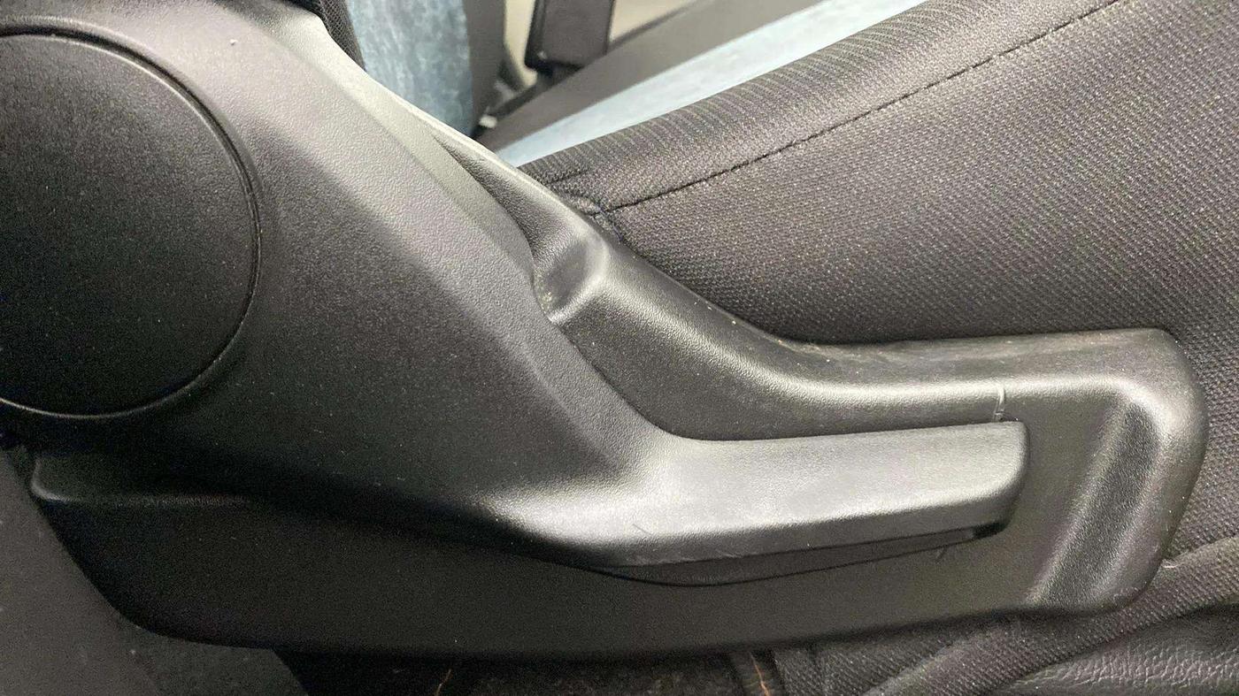 2018 Maruti IGNIS ZETA 1.2, Petrol, Manual, 88,538 km, Driver Side Adjustment Panel
