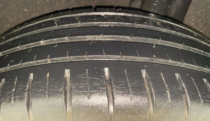 2020 Maruti Baleno ZETA PETROL 1.2, Petrol, Manual, 36,766 km, Left Rear Tyre Tread