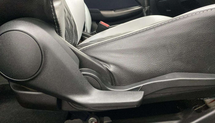 2020 Maruti Baleno ZETA PETROL 1.2, Petrol, Manual, 36,766 km, Driver Side Adjustment Panel