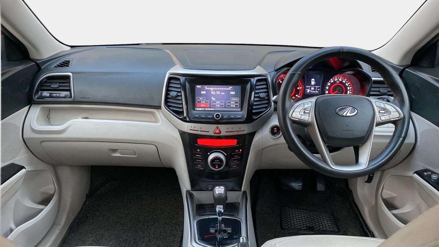2022 Mahindra XUV300 W8 1.5 DIESEL AMT, Diesel, Automatic, 47,334 km, Dashboard