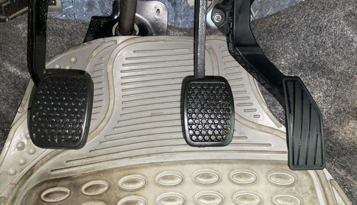 2020 Maruti Alto VXI PLUS, Petrol, Manual, 22,682 km, Pedals