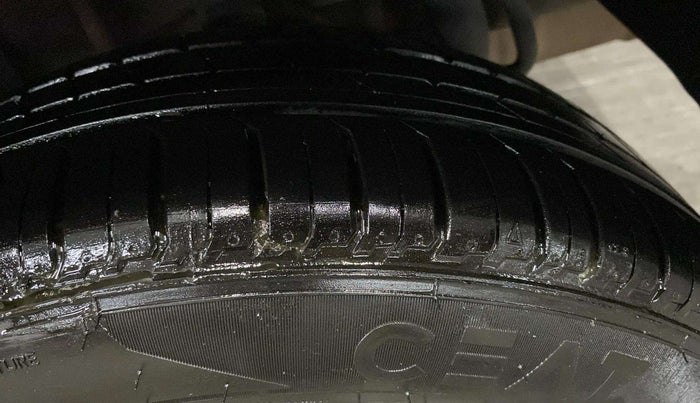 2017 Tata TIGOR XZ PETROL, Petrol, Manual, 77,164 km, Left Rear Tyre Tread