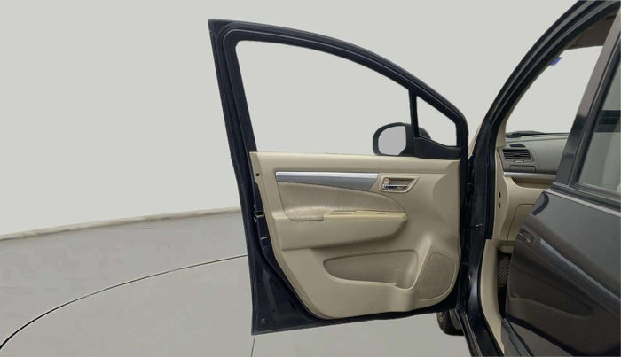 2014 Maruti Ertiga VXI, Petrol, Manual, 76,309 km, LHS Front Door