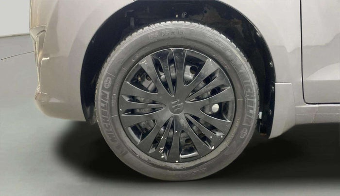 2014 Maruti Ertiga VXI, Petrol, Manual, 76,309 km, Left Front Wheel