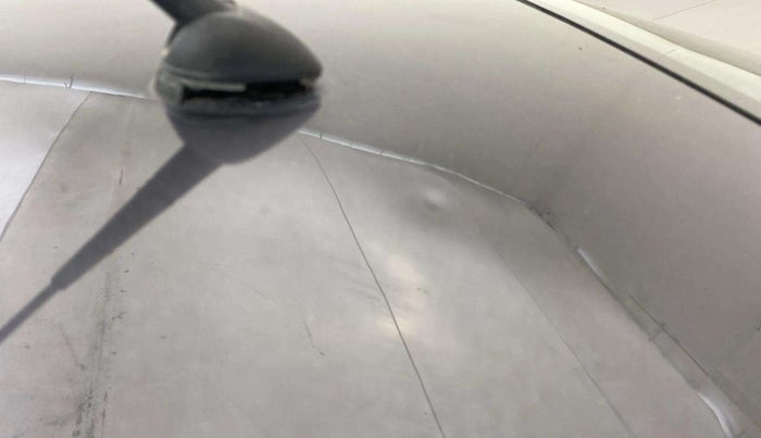 2014 Maruti Ertiga VXI, Petrol, Manual, 76,309 km, Roof - Slightly dented