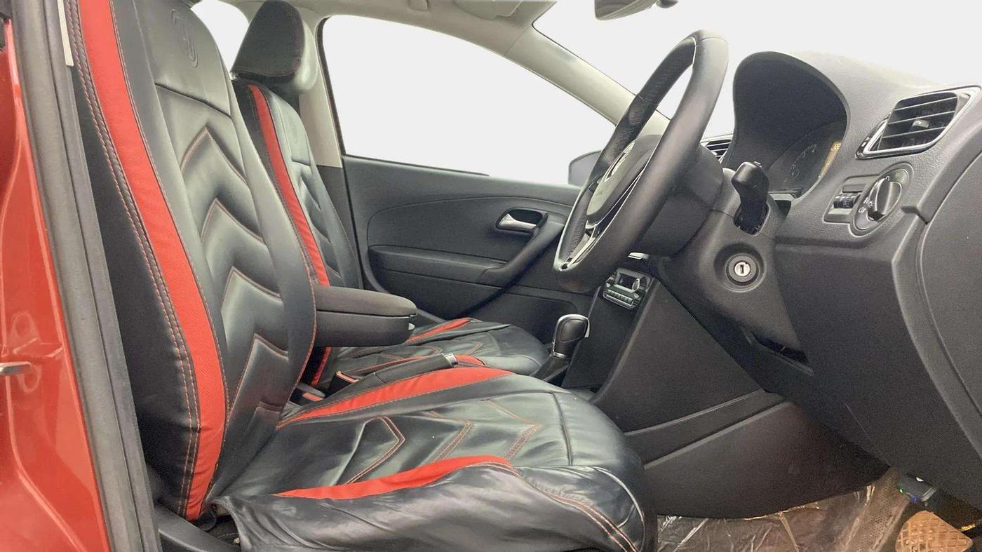 2021 Volkswagen Polo 1.0 GT TSI AT, Petrol, Automatic, 52,343 km, Right Side Front Door Cabin