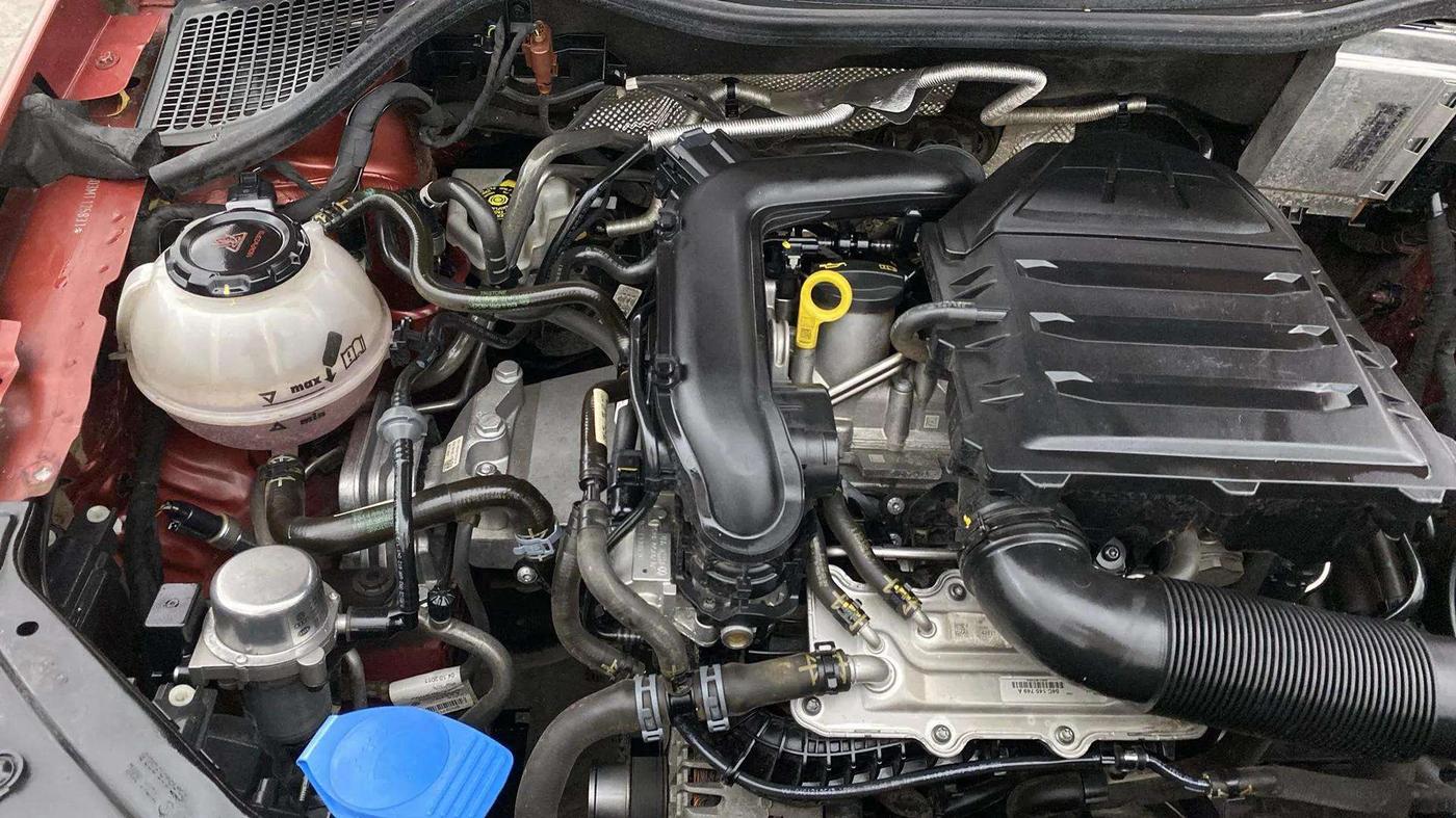 2021 Volkswagen Polo 1.0 GT TSI AT, Petrol, Automatic, 52,343 km, Engine View - Right