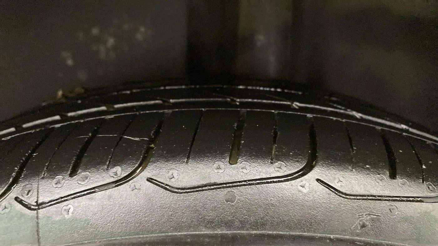 2021 Volkswagen Polo 1.0 GT TSI AT, Petrol, Automatic, 52,343 km, Left Rear Tyre Tread