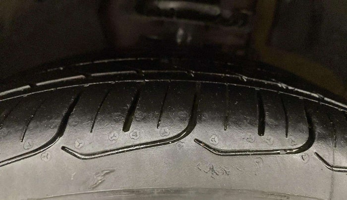 2021 Volkswagen Polo 1.0 GT TSI AT, Petrol, Automatic, 52,165 km, Left Front Tyre Tread