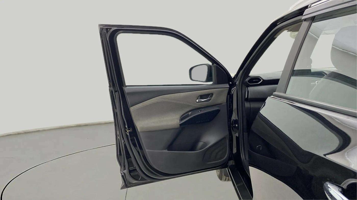 2024 Nissan MAGNITE N-Connecta B4D 1.0 Petrol MT, Petrol, Manual, 4,522 km, LHS Front Door
