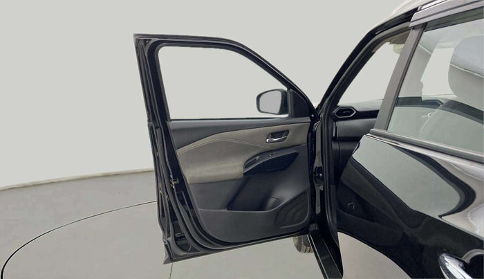 2024 Nissan MAGNITE N-Connecta B4D 1.0 Petrol MT, Petrol, Manual, 4,433 km, LHS Front Door
