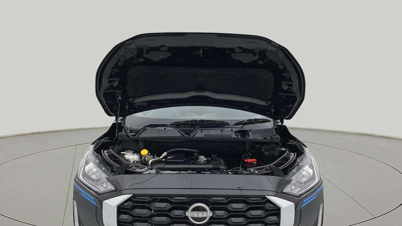 2024 Nissan MAGNITE N-Connecta B4D 1.0 Petrol MT, Petrol, Manual, 4,522 km, Open Bonet