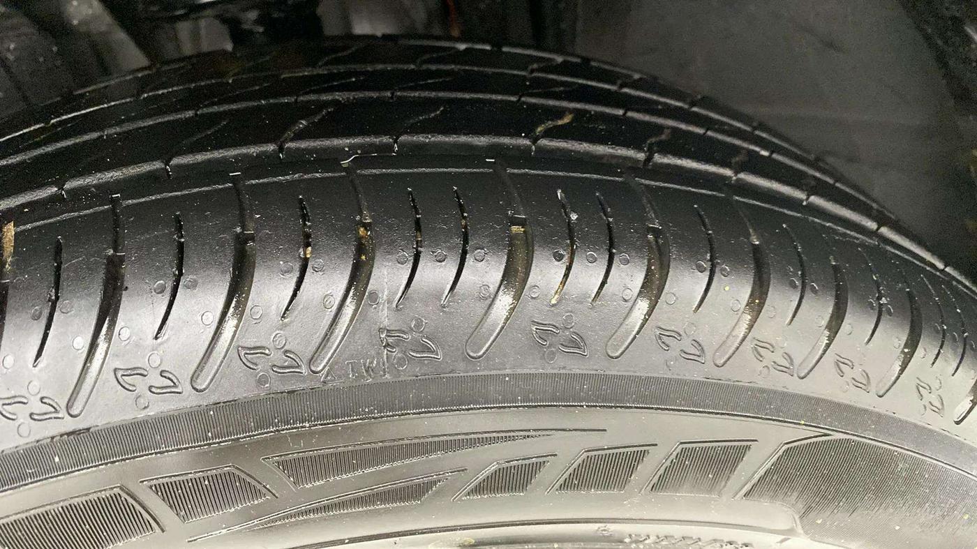 2024 Nissan MAGNITE N-Connecta B4D 1.0 Petrol MT, Petrol, Manual, 4,522 km, Left Front Tyre Tread