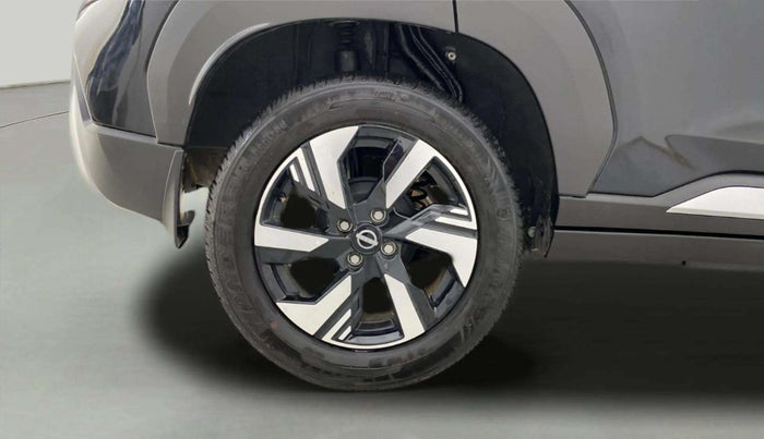 2024 Nissan MAGNITE N-Connecta B4D 1.0 Petrol MT, Petrol, Manual, 4,433 km, Right Rear Wheel