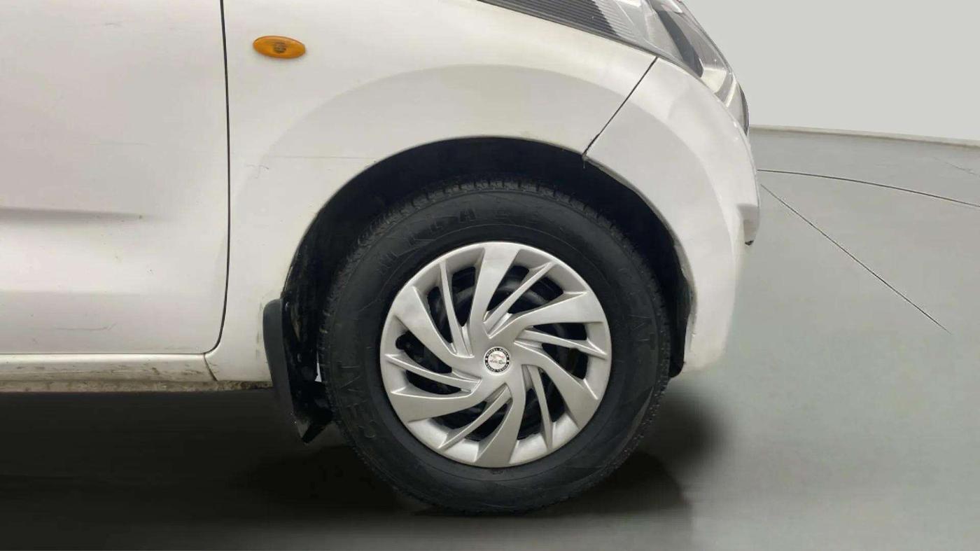 2017 Datsun Redi Go S 1.0, Petrol, Manual, 27,682 km, Right Front Wheel