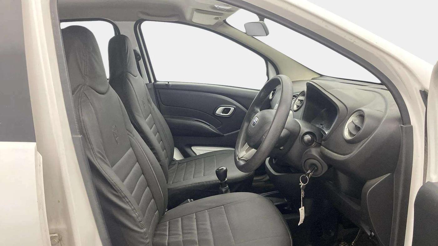 2017 Datsun Redi Go S 1.0, Petrol, Manual, 27,682 km, Right Side Front Door Cabin