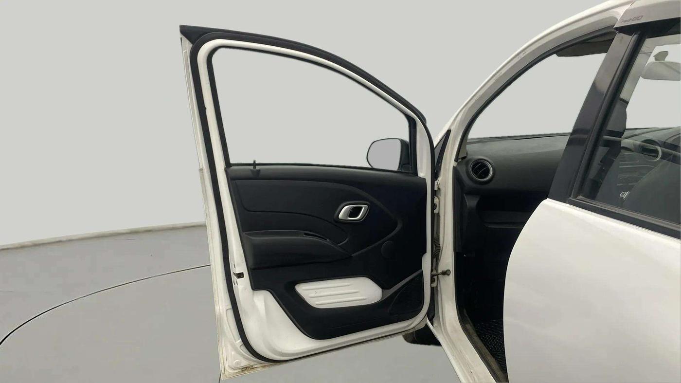 2017 Datsun Redi Go S 1.0, Petrol, Manual, 27,682 km, LHS Front Door