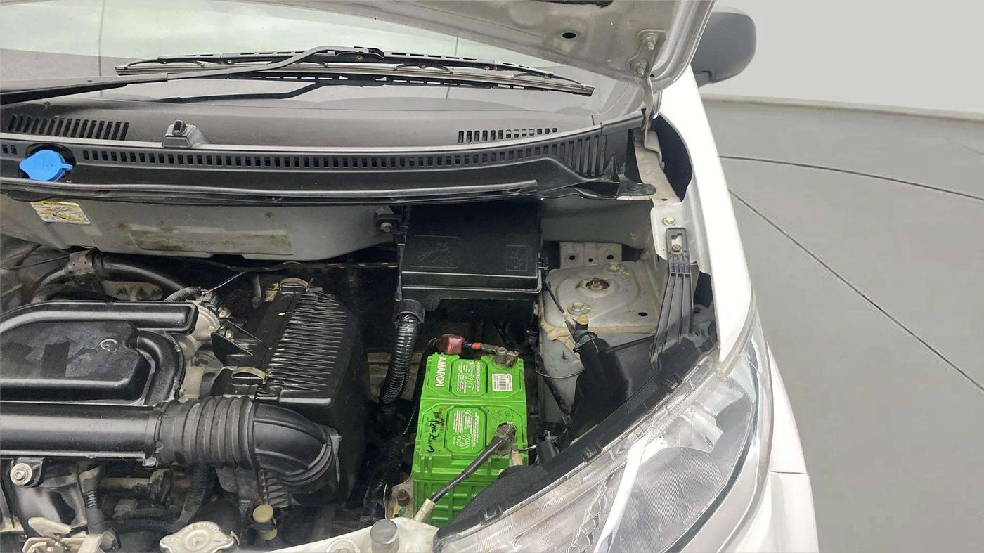 2017 Datsun Redi Go S 1.0, Petrol, Manual, 27,682 km, Engine View - Left