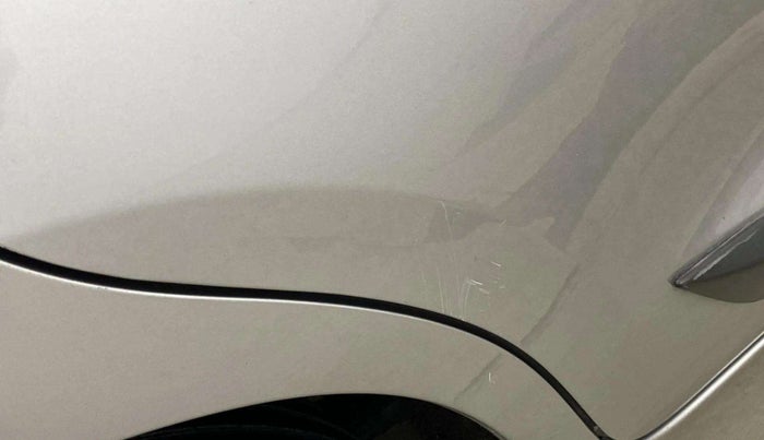 2019 Maruti Baleno ZETA PETROL 1.2, Petrol, Manual, 56,618 km, Right rear door - Minor scratches