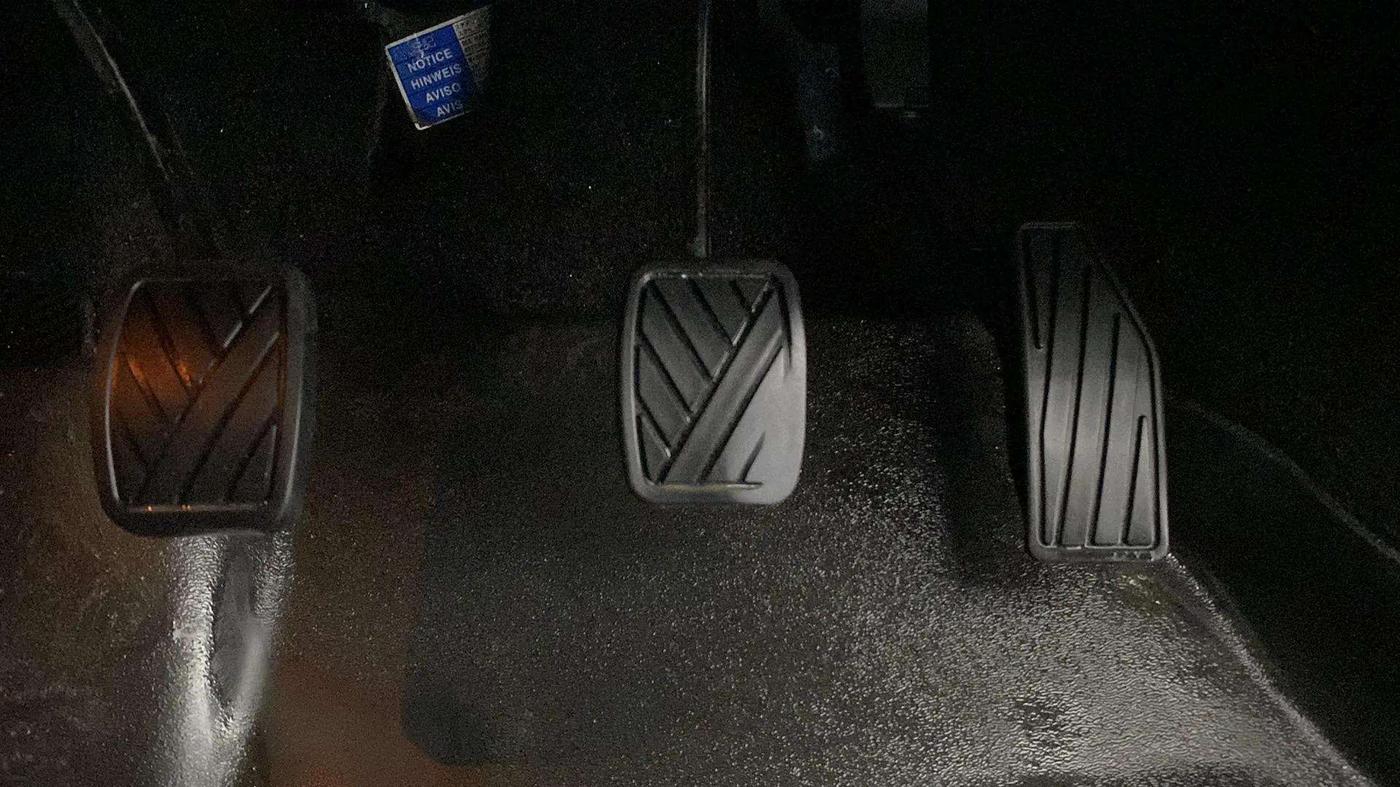 2019 Maruti Baleno ZETA PETROL 1.2, Petrol, Manual, 56,686 km, Pedals