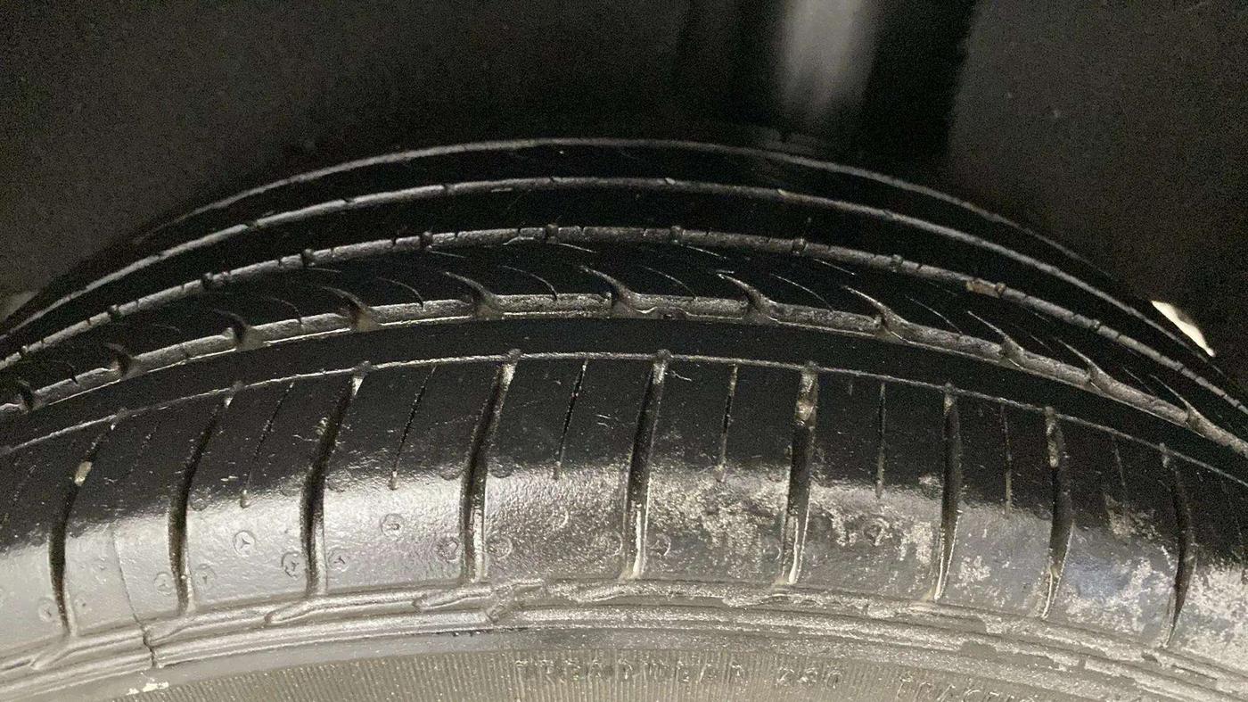 2018 Maruti Baleno ZETA PETROL 1.2, Petrol, Manual, 71,077 km, Left Rear Tyre Tread