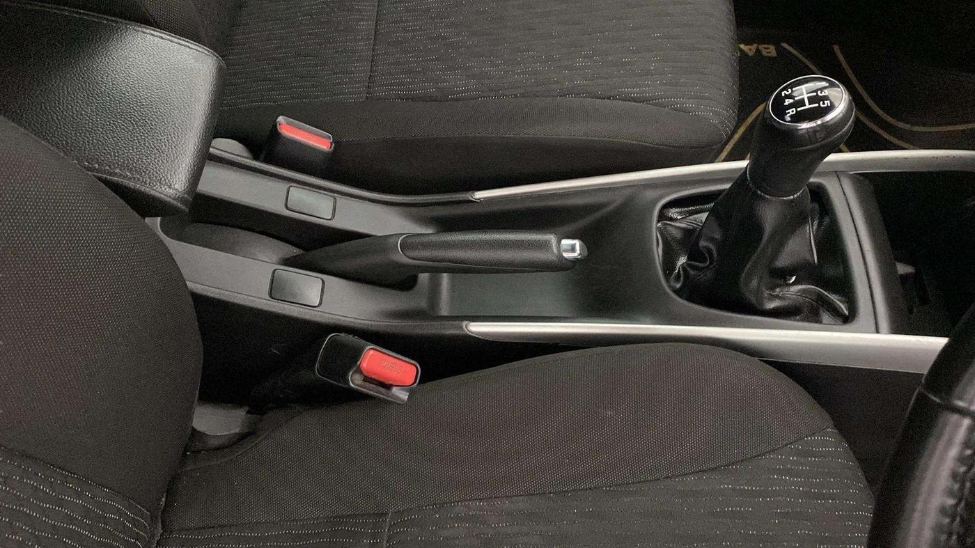 2018 Maruti Baleno ZETA PETROL 1.2, Petrol, Manual, 71,077 km, Gear Lever