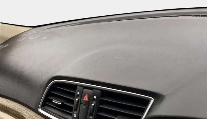 2019 Maruti Ciaz DELTA 1.5 SHVS MT PETROL, Petrol, Manual, 60,724 km, Dashboard - Minor scratches