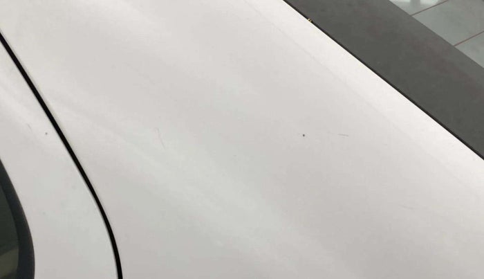 2019 Maruti Ciaz DELTA 1.5 SHVS MT PETROL, Petrol, Manual, 60,724 km, Left C pillar - Minor scratches