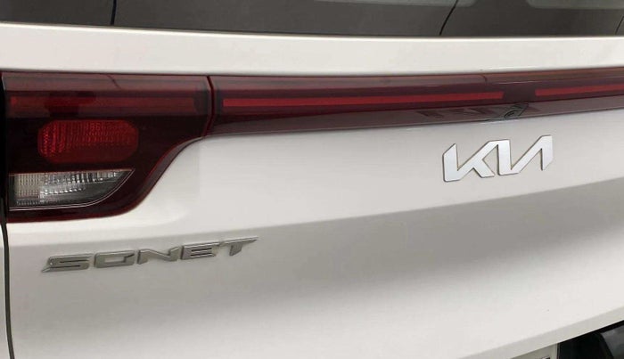 2022 KIA SONET HTK PLUS 1.0 IMT, Petrol, Manual, 45,295 km, Dicky (Boot door) - Minor scratches