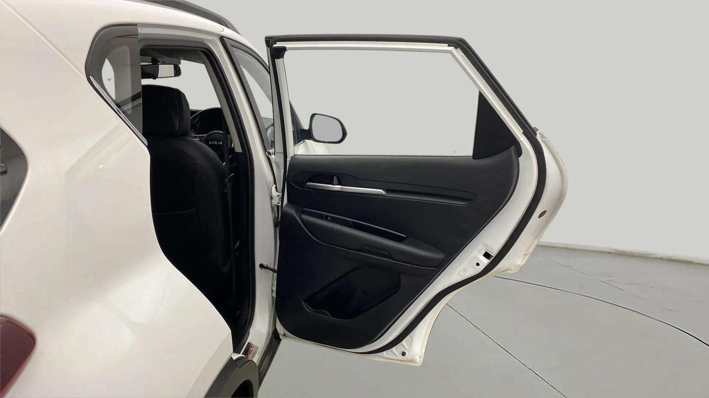 2022 KIA SONET HTK PLUS 1.0 IMT, Petrol, Manual, 45,487 km, RHS Rear Door