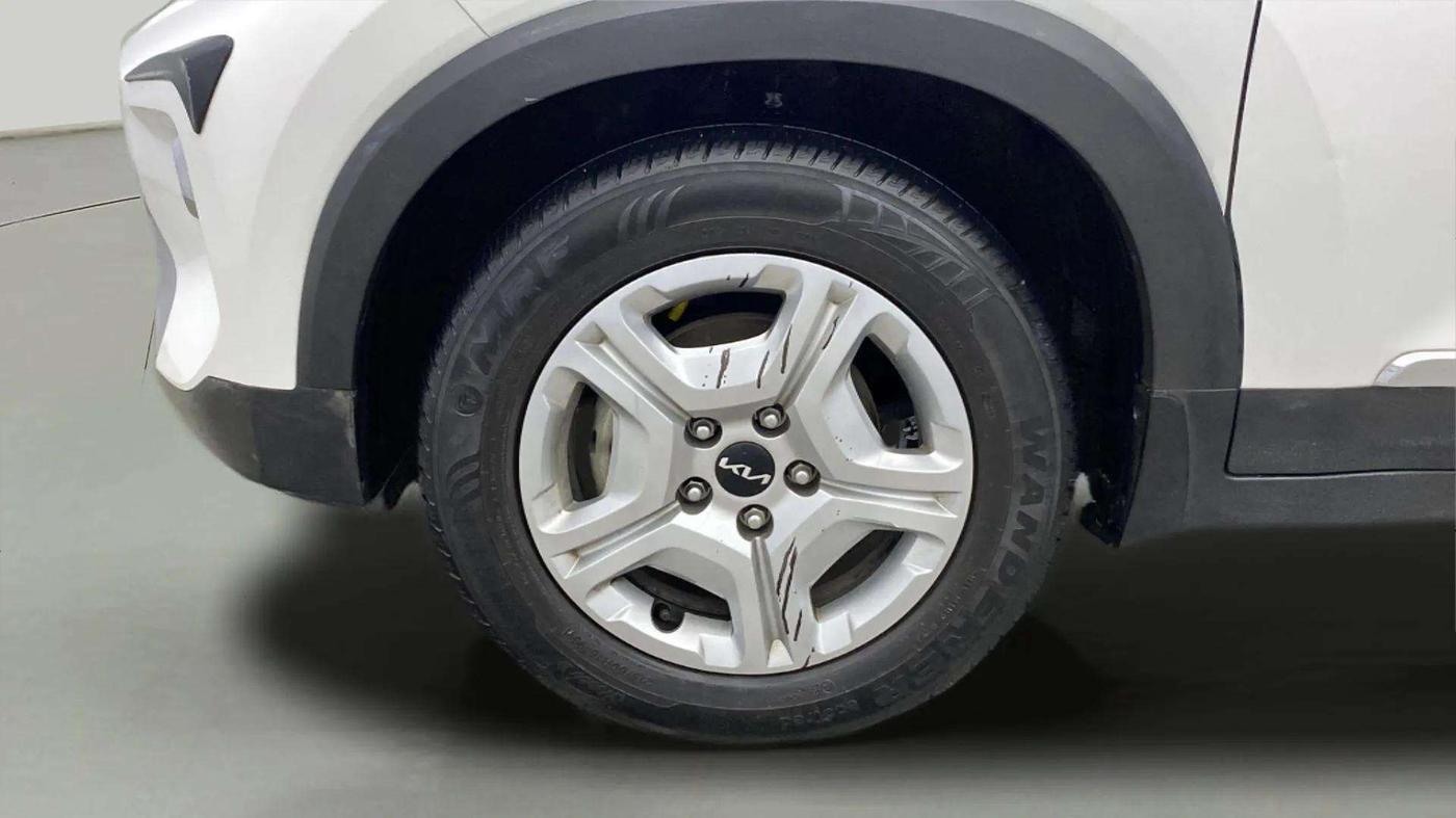 2022 KIA SONET HTK PLUS 1.0 IMT, Petrol, Manual, 45,487 km, Left Front Wheel