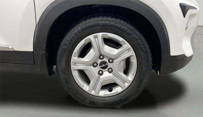 2022 KIA SONET HTK PLUS 1.0 IMT, Petrol, Manual, 45,295 km, Right Front Wheel