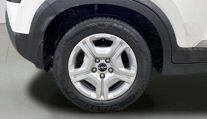 2022 KIA SONET HTK PLUS 1.0 IMT, Petrol, Manual, 45,295 km, Right Rear Wheel