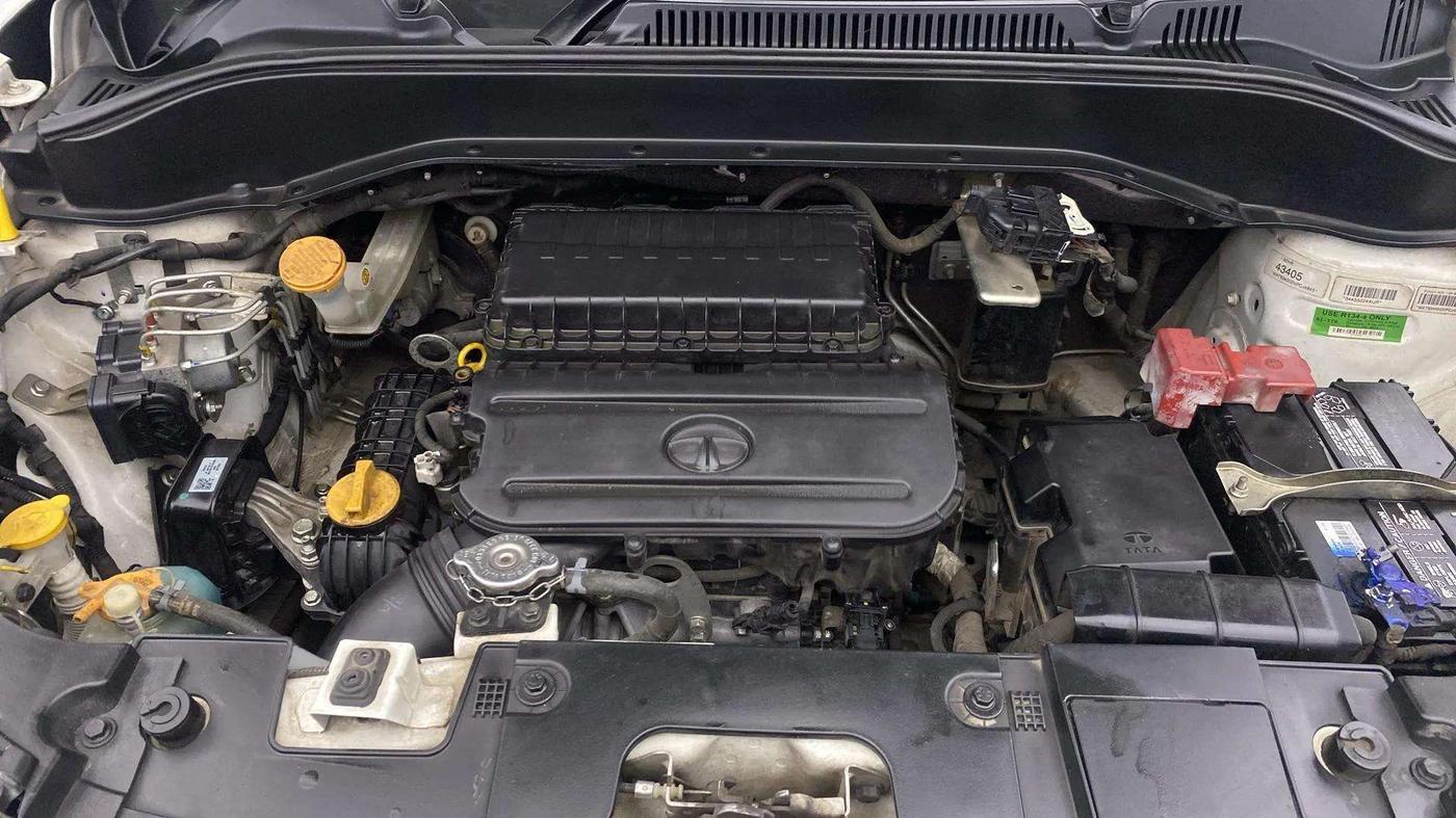 2022 Tata PUNCH ADVENTURE MT, Petrol, Manual, 58,960 km, Engine View