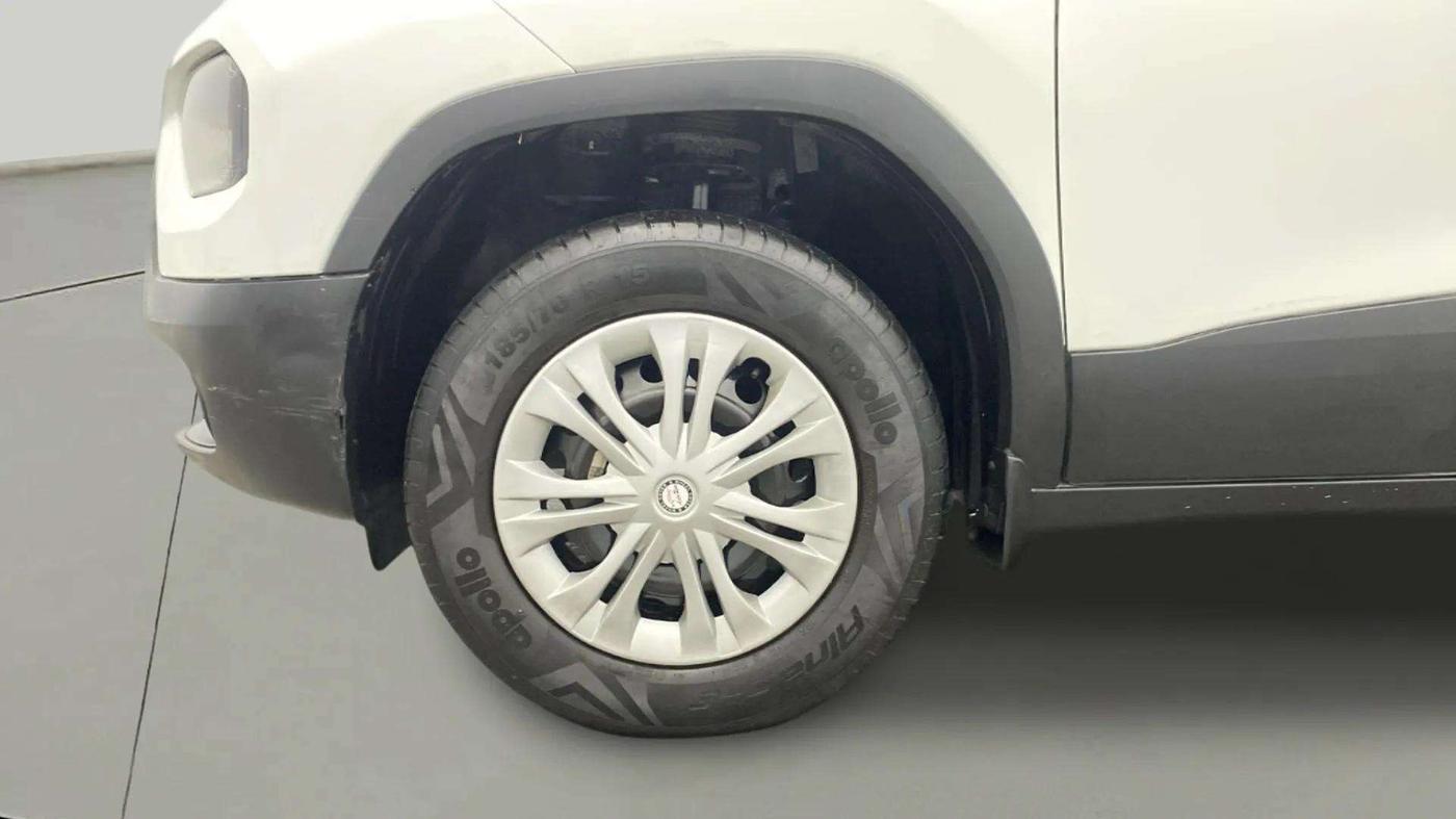 2022 Tata PUNCH ADVENTURE MT, Petrol, Manual, 58,960 km, Left Front Wheel