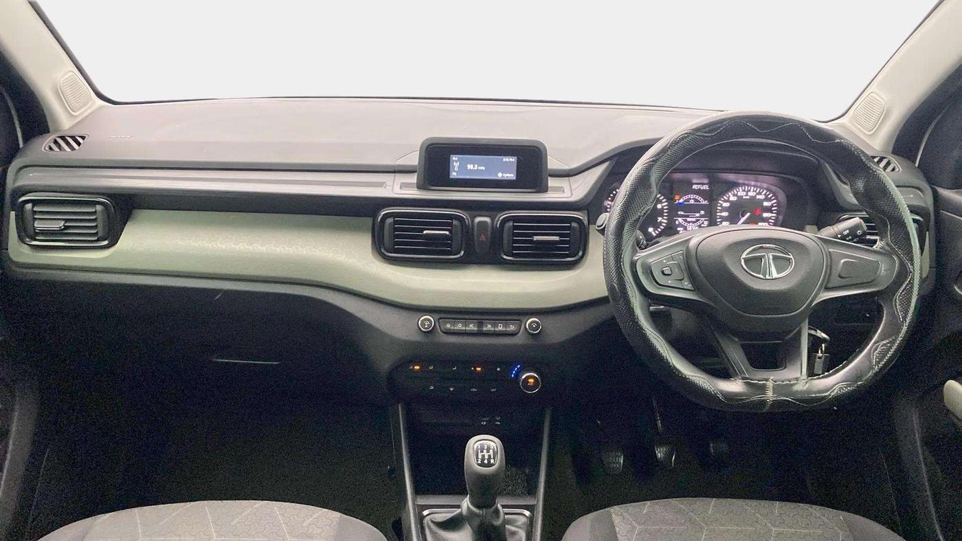 2022 Tata PUNCH ADVENTURE MT, Petrol, Manual, 58,960 km, Dashboard