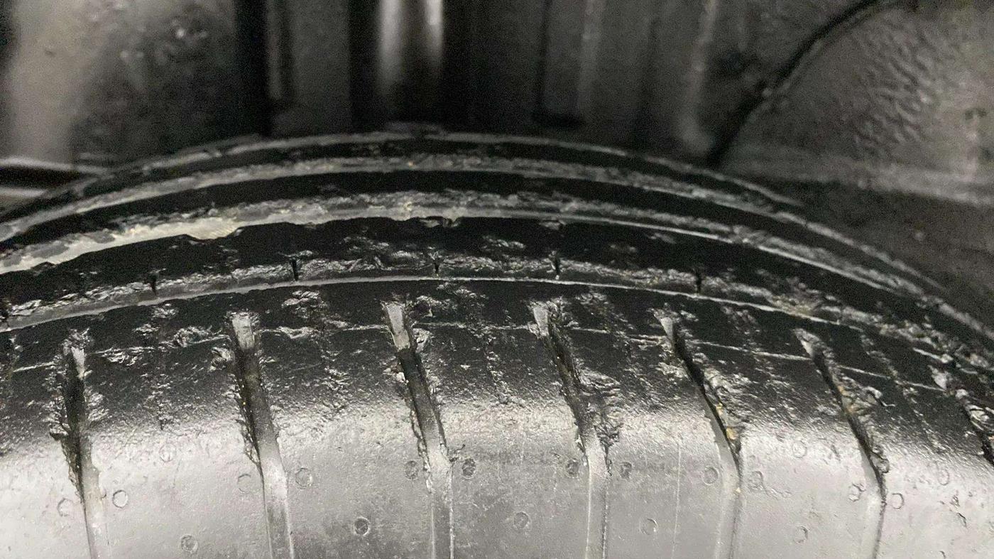 2022 Tata PUNCH ADVENTURE MT, Petrol, Manual, 58,960 km, Right Rear Tyre Tread
