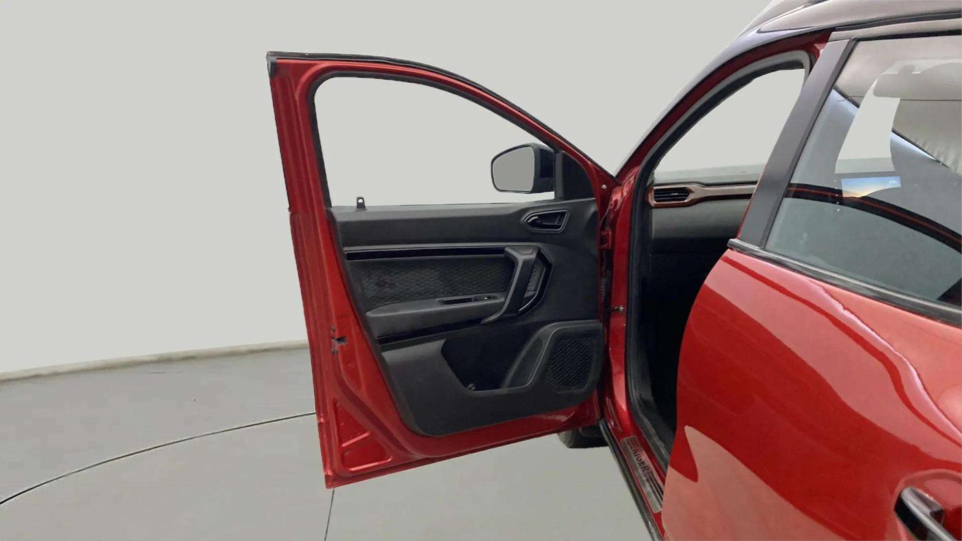 2022 Renault Kiger RXZ MT DUAL TONE, Petrol, Manual, 23,678 km, LHS Front Door