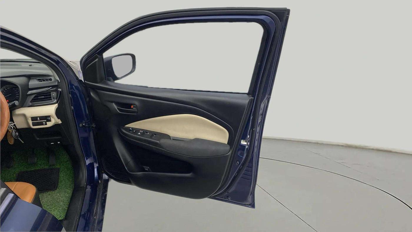 2023 Toyota Glanza S, Petrol, Manual, 8,908 km, RHS Front Door