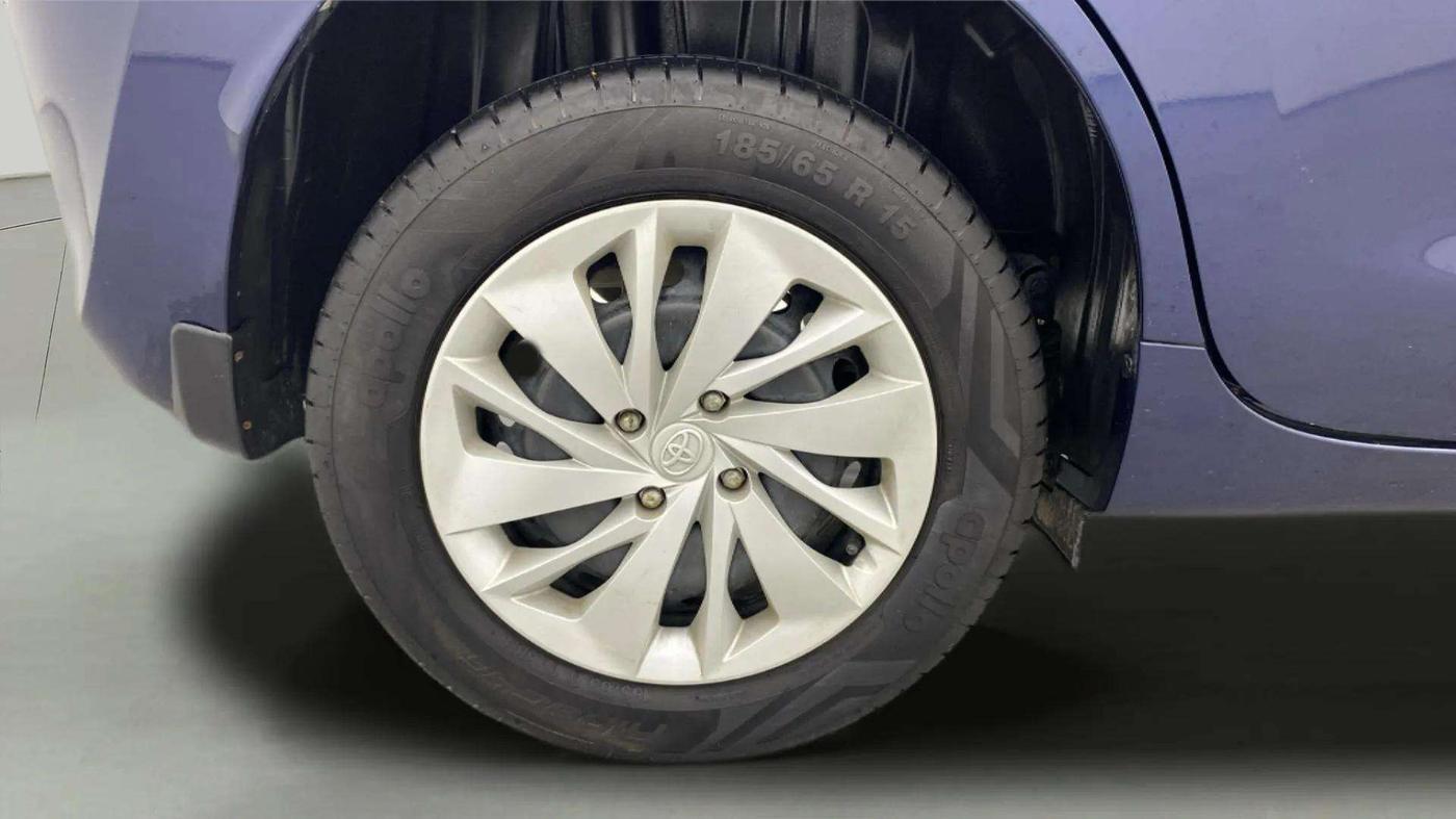 2023 Toyota Glanza S, Petrol, Manual, 8,908 km, Right Rear Wheel