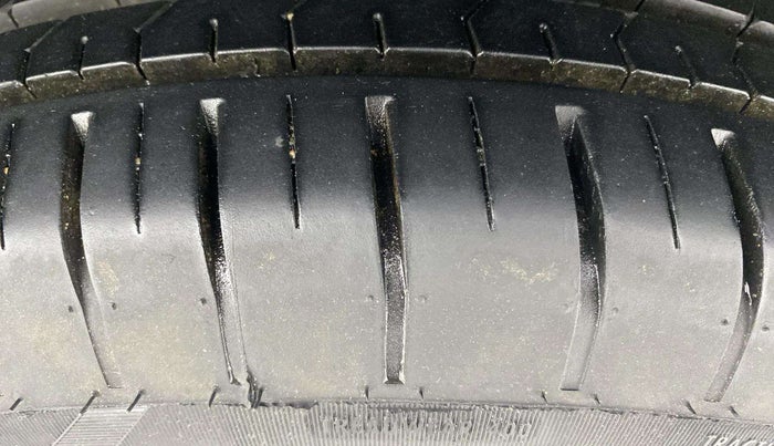 2023 Toyota Glanza S, Petrol, Manual, 8,899 km, Left Rear Tyre Tread